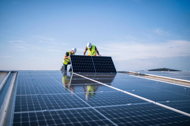 Best Solar Panel Roofing Installation  in Covedale, OH